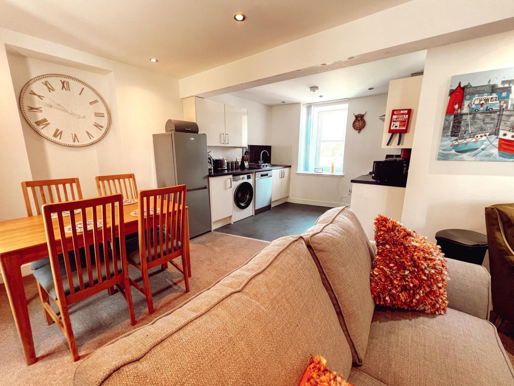 Loch Ness Gatehouse Apartments 포트오거스타 외부 사진