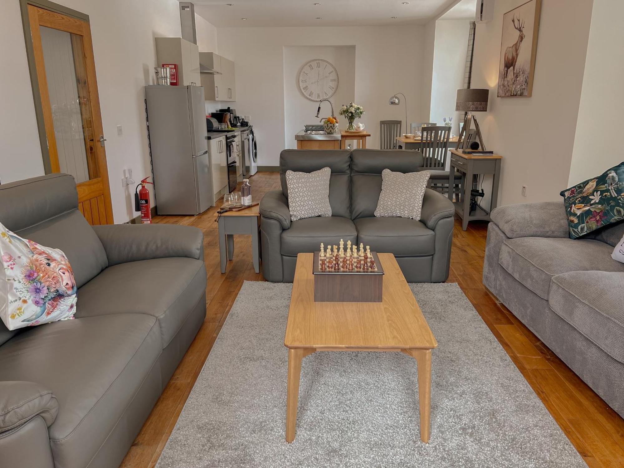 Loch Ness Gatehouse Apartments 포트오거스타 외부 사진